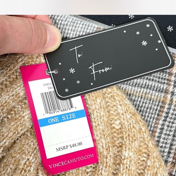 VINCE CAMUTO • HATS AND CAPS - Picture 4 of 4